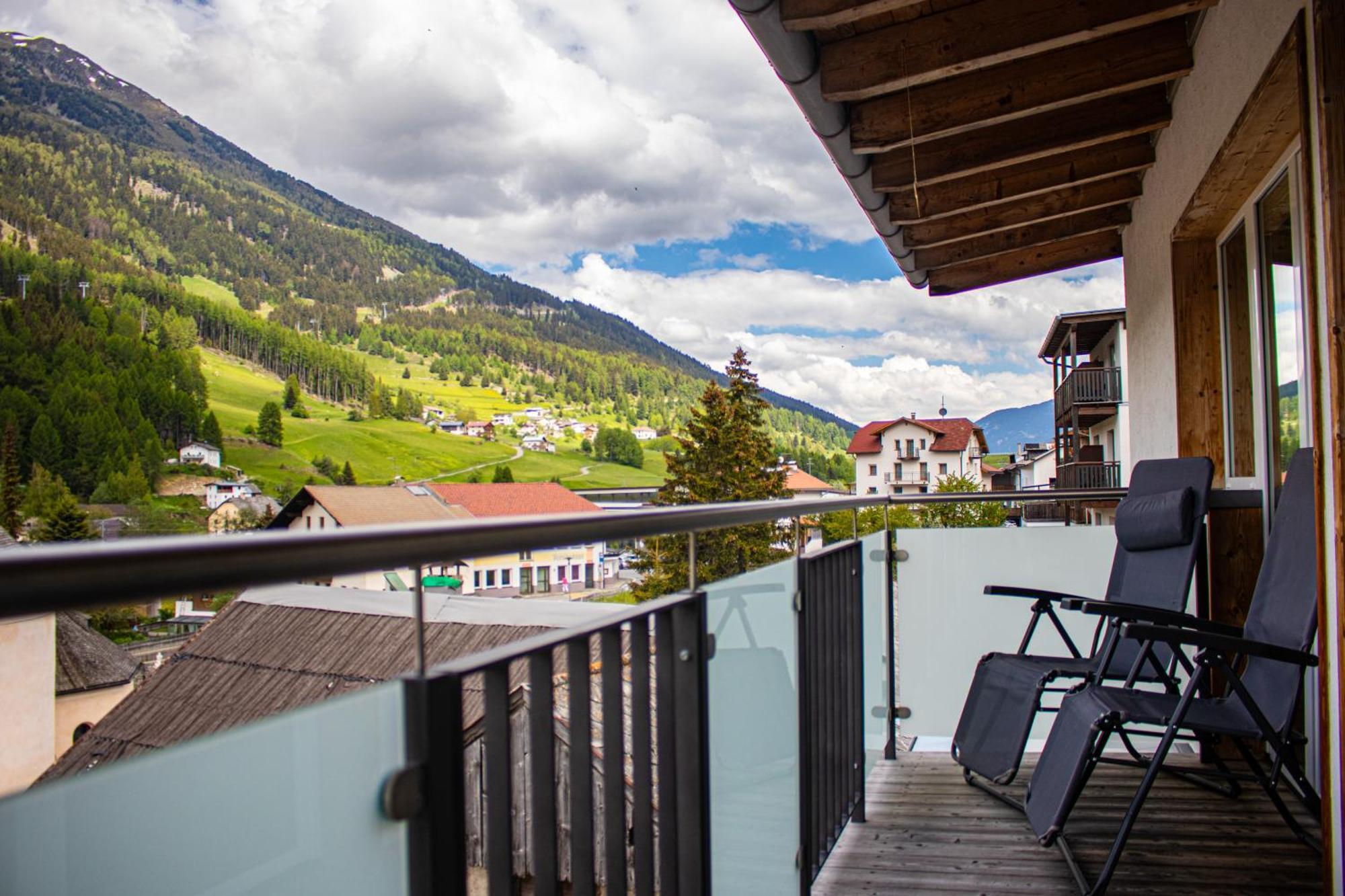 Garni Apparthotel St Valentin San Valentino alla Muta Zewnętrze zdjęcie
