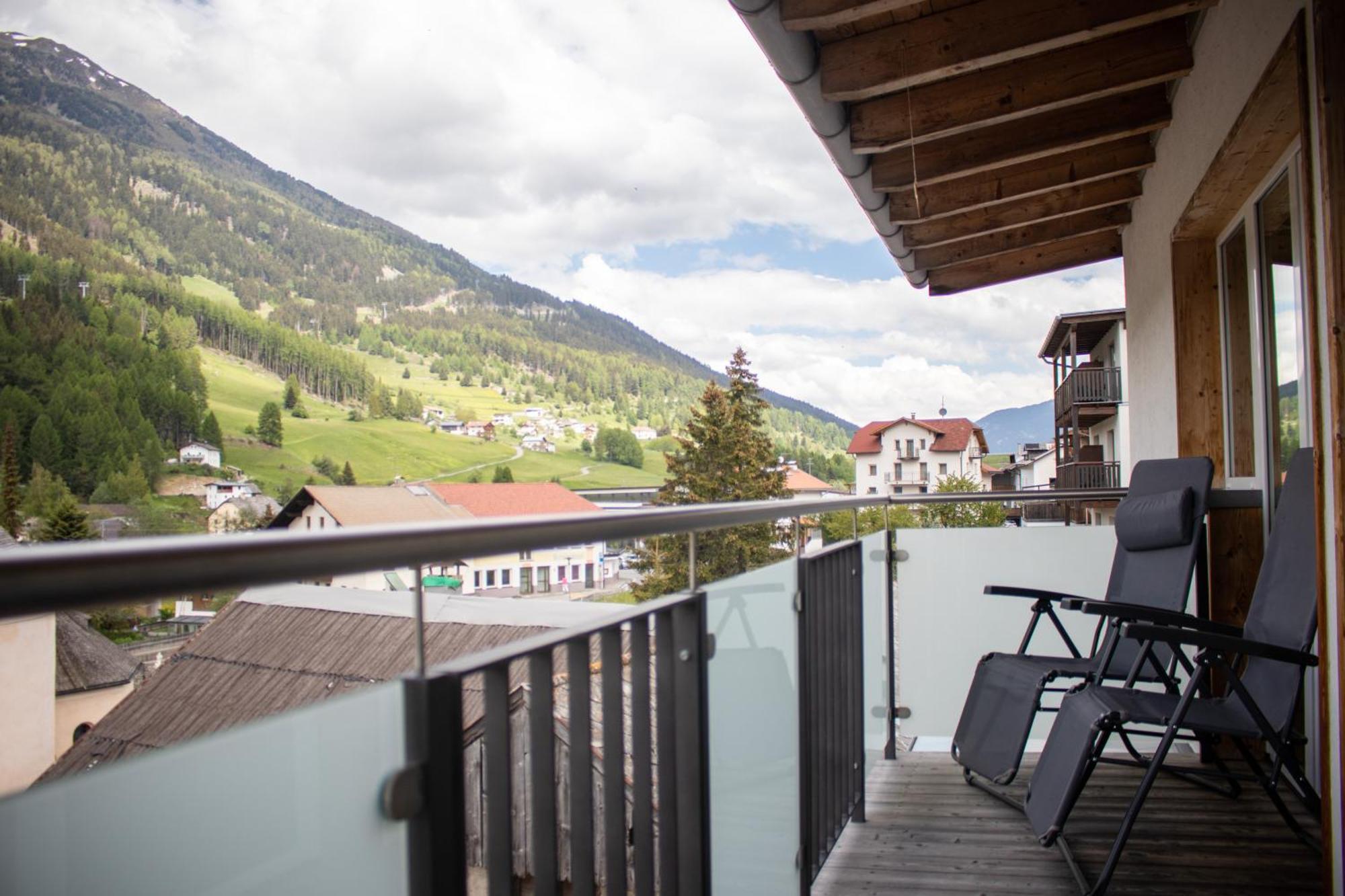 Garni Apparthotel St Valentin San Valentino alla Muta Zewnętrze zdjęcie