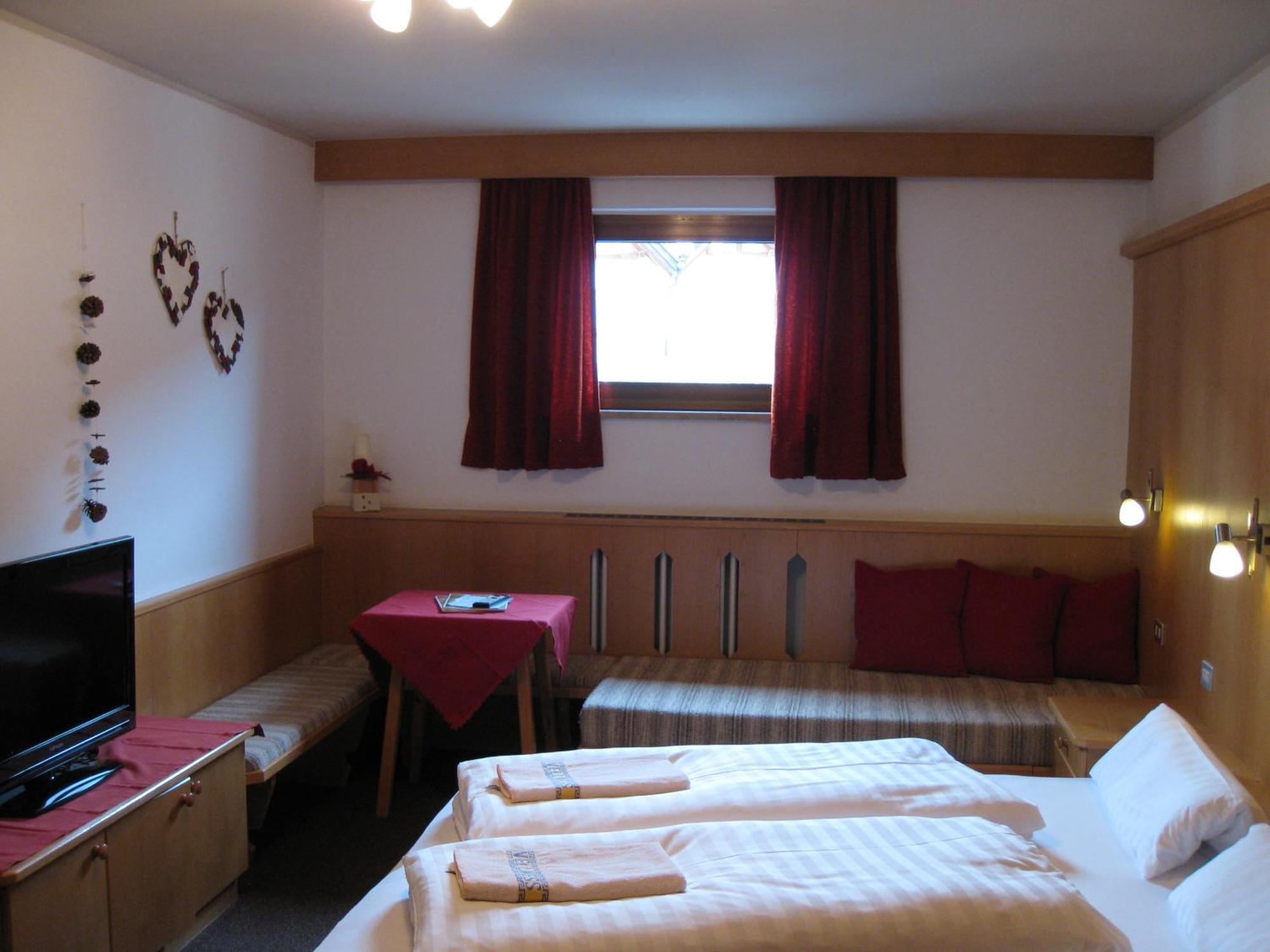 Garni Apparthotel St Valentin San Valentino alla Muta Zewnętrze zdjęcie